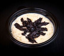 Каша овсяная с черносливом и медом