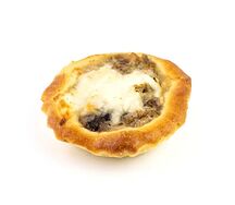 Киш с курицей и грибами