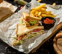 Клаб сэндвич с семгой