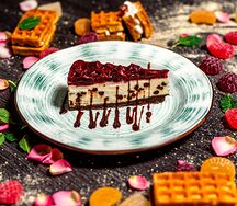 Чизкейк с вишней и шоколадом