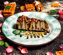 Чизкейк в шоке с орехом пекан