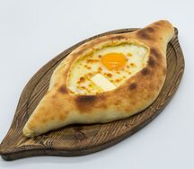Хачапури по-аджарски