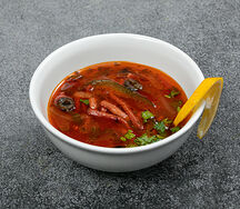 Солянка сборная мясная со сметаной