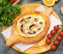 Хачапури по-аджарски с шампиньонами