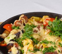 Сковородка со свининой