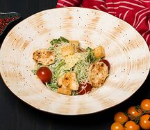 Салат Цезарь с курочкой