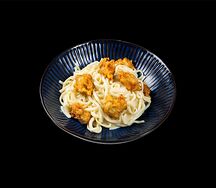 Удон с хрустящей курочкой в сырном соусе