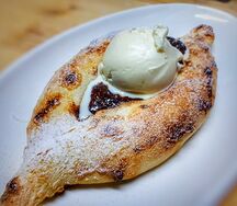 Шоколадный хачапури-лодочка