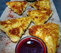 Сыр сулугуни жареный в кунжуте