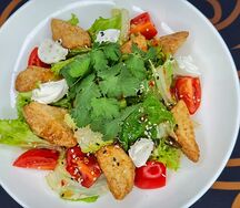 Салат с жареными баклажанами