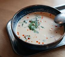 Сливочная уха с балтийской рыбой и птитимом