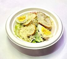 Салат Цезарь с курицей
