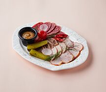 Мясная тарелка
