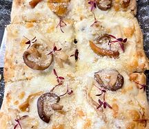 Римская пицца Трюфельная со Страчателлой