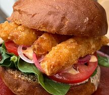 Бургер с хрустящей креветкой