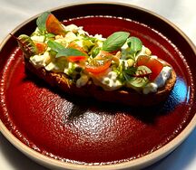 Брускетта со страчателлой