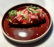 Брускетта с прошуто