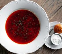 Борщ с уткой и домашней сметаной