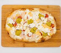 Шеф-пицца с крабом и сыром Страчателла Гальбани 