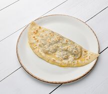 Кутаб с мраморной говядиной и топленым маслом