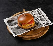 Бургер с котлетой из мраморной говядины