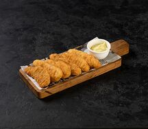 Куриные наггетсы с соусом карри