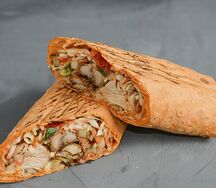 Шаверма в сырном лаваше