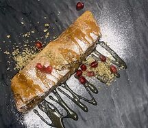 Штрудель с яблоком