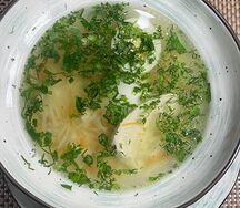 Куриный суп с домашней лапшой 