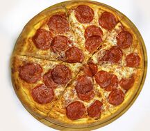 Пицца Пепперони из дровяной печи