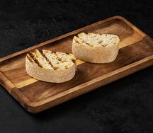 Пшеничная брускетта на гриле