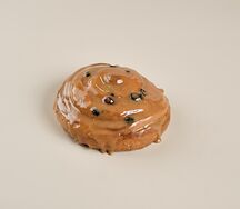Улитка с изюмом и корицей