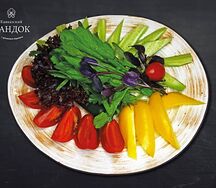 Букет из свежих овощей