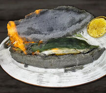 Дорадо в чёрной соли