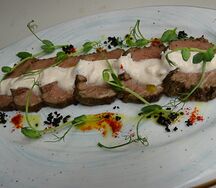 Телятина под соусом цахтон