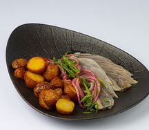Сельдь с молодым картофелем
