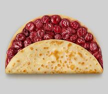 Блинчик с вишневым джемом