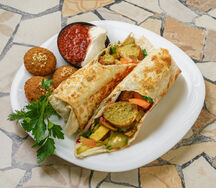 Фалафель в лаваше и морс