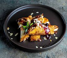 Блин с бананом и шоколадным муссом