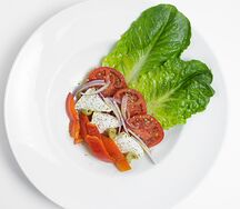 Салат греческий с брынзой