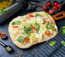 Пицца Цезарь с курицей