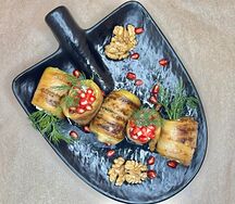 Рулетики из баклажанов