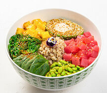 Киноа боул с тунцом