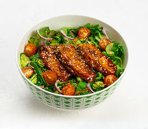 Салат с лососем терияки и боттаргой