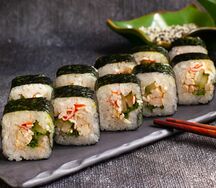 Футомаки с курицей