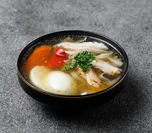 Куриный суп с лапшой