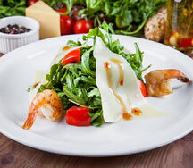 Инсалата верди с креветками