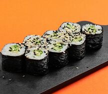 Маки с огурцом