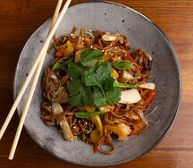 Wok Лапша соба с морепродуктами