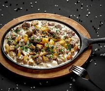 Мясная сковородочка